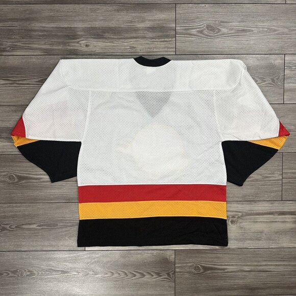 Vintage 90’s NHL Vancouver Canucks Flying Skate CCM Jersey - Picture 2 of 6